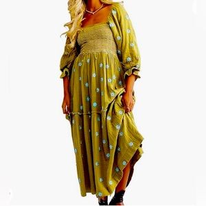 Women’s dress. Size small. Brand new. Never worn.